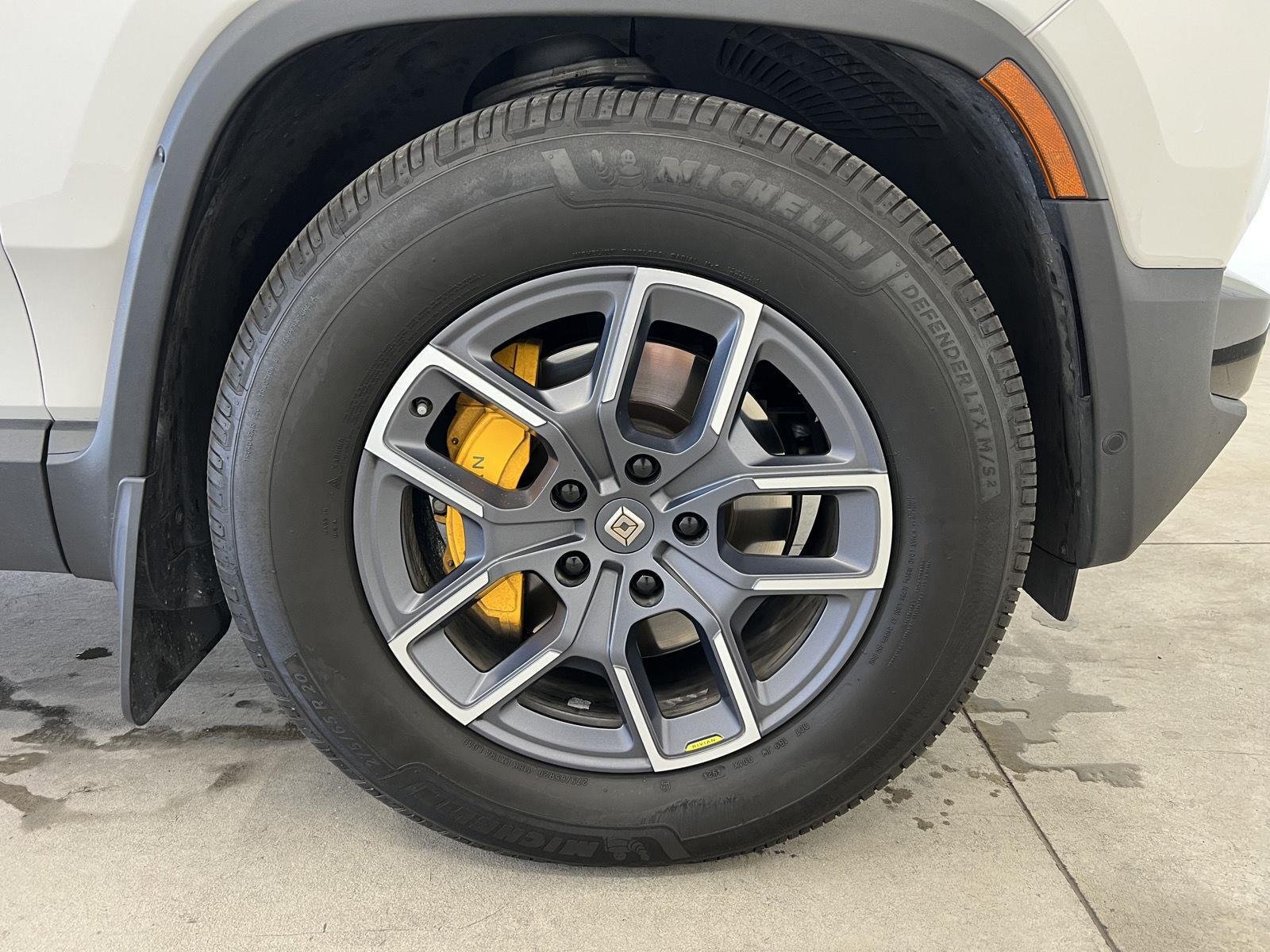 2023 Rivian R1S Adventure - Photo 8