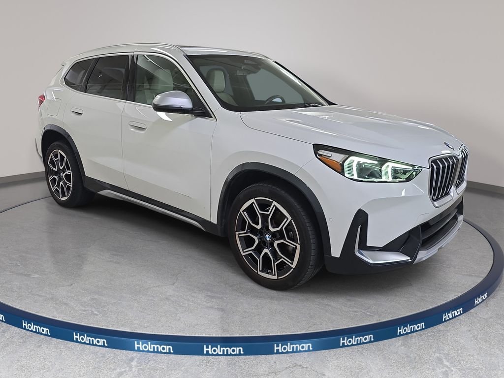 Certified Used 2023 Alpine White BMW xDrive28i image 4
