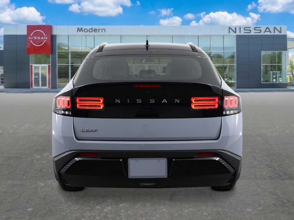 New 2026 Boulder Gray Pearl/Black Nissan PLATINUM+ image 4