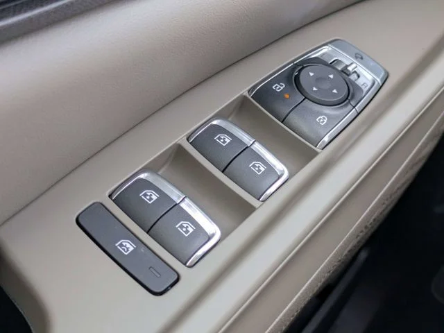 New 2026 Panthera Metal Kia EX image 24