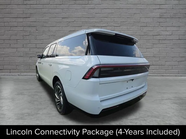New 2027 Pristine White Metallic Tri-Coat Lincoln Reserve L image 4