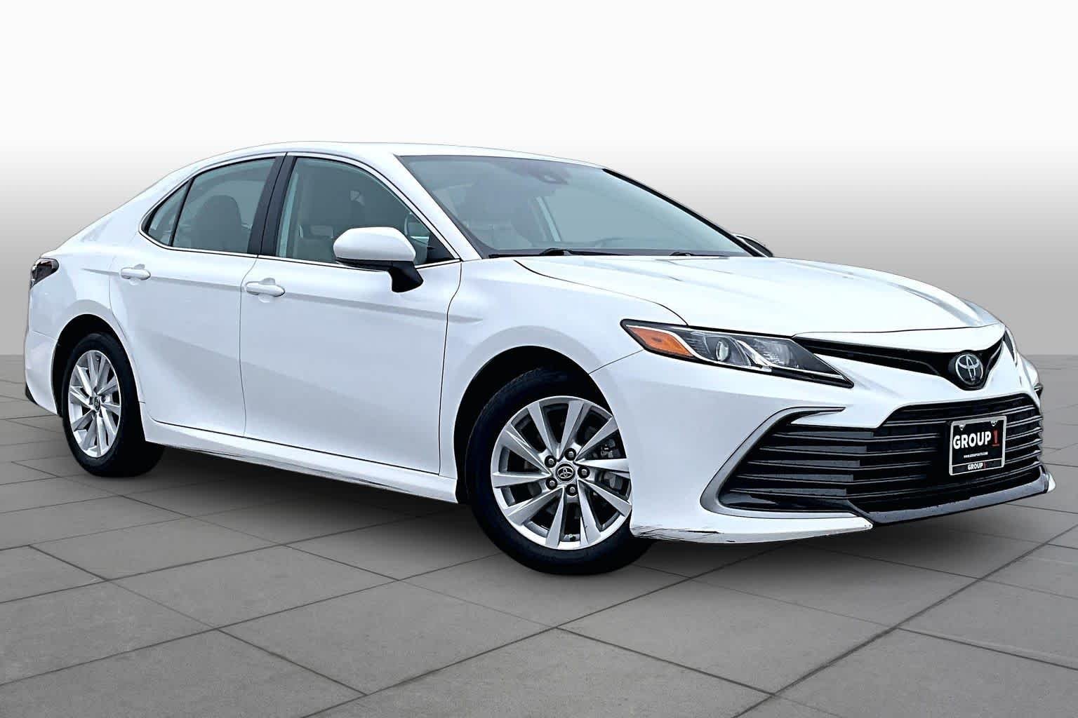 Used 2024 Ice Cap Toyota LE image 3