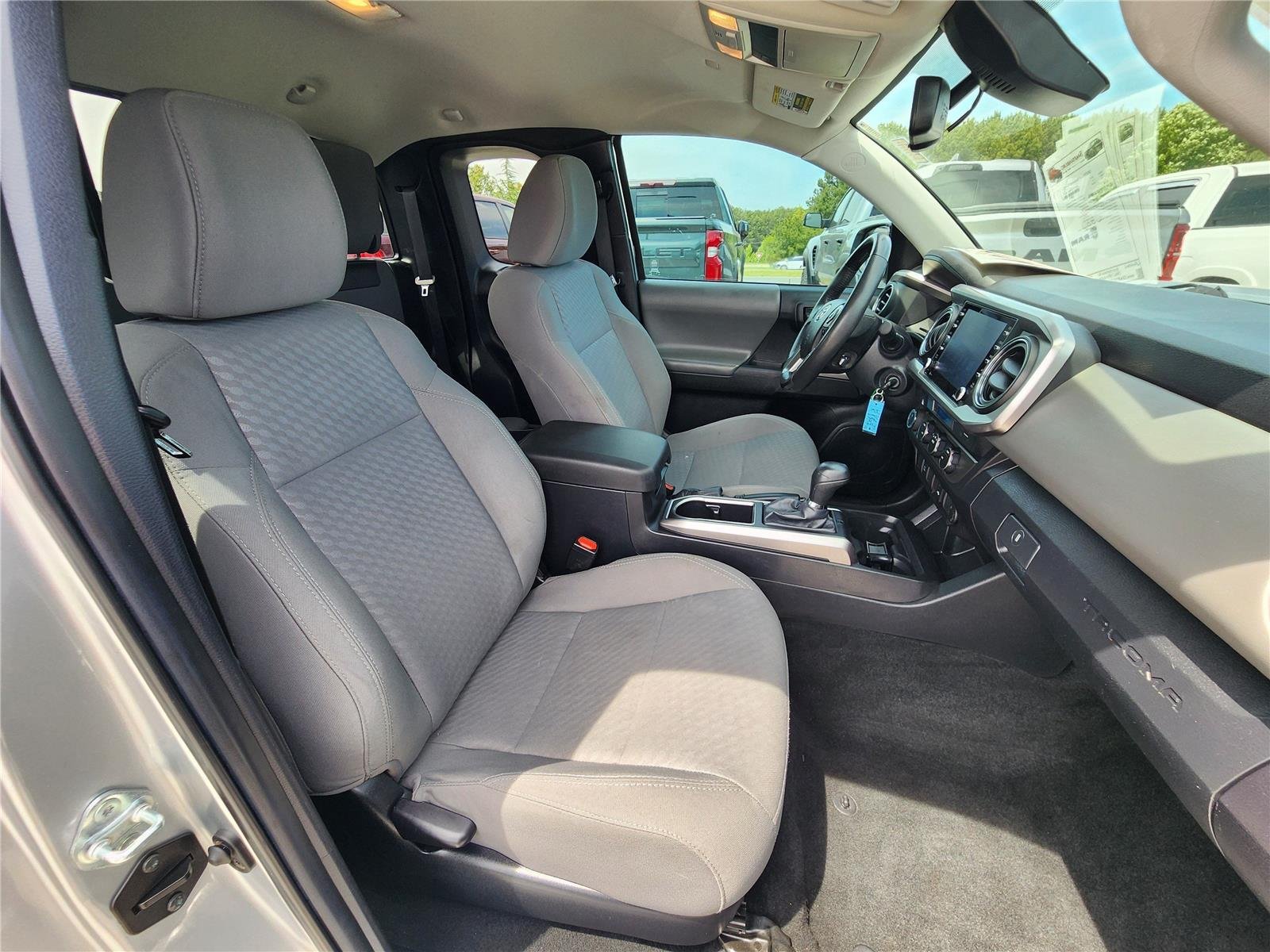 Used 2022 Celestial Silver Metallic Toyota SR5 image 7