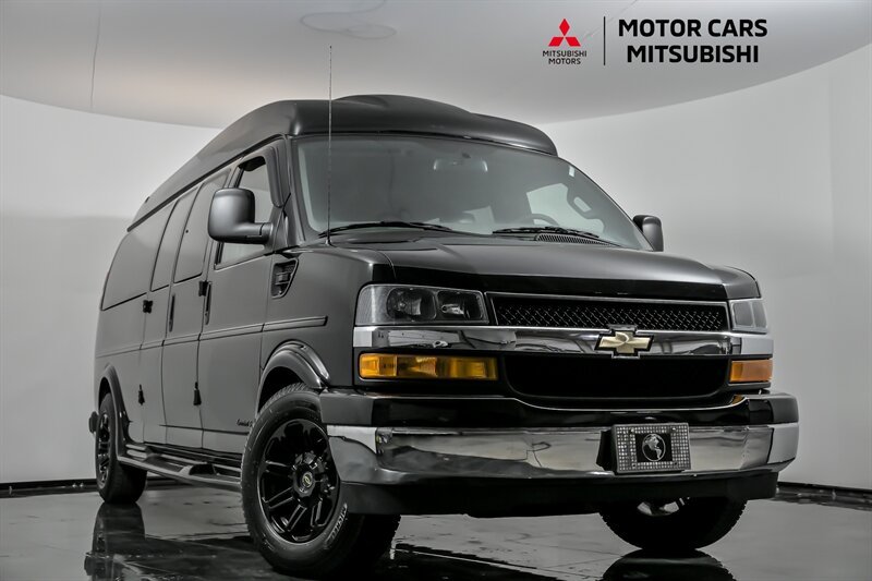 2023 Chevrolet Express Cargo - Image 1
