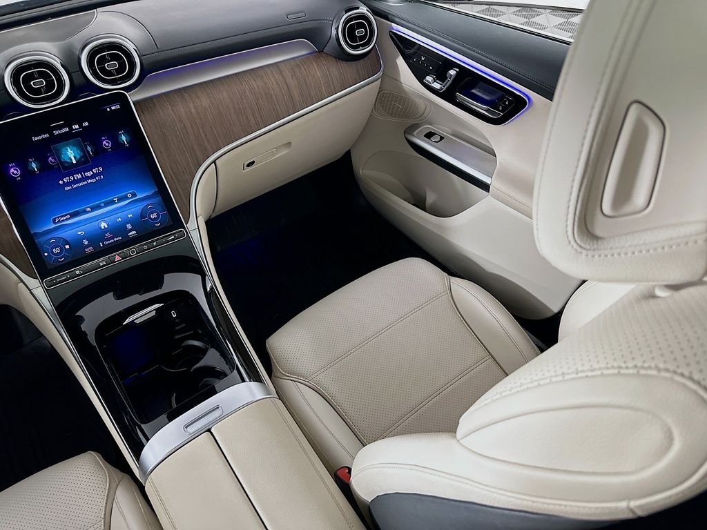 Certified Used 2024 Black Mercedes-Benz GLC 300 image 23