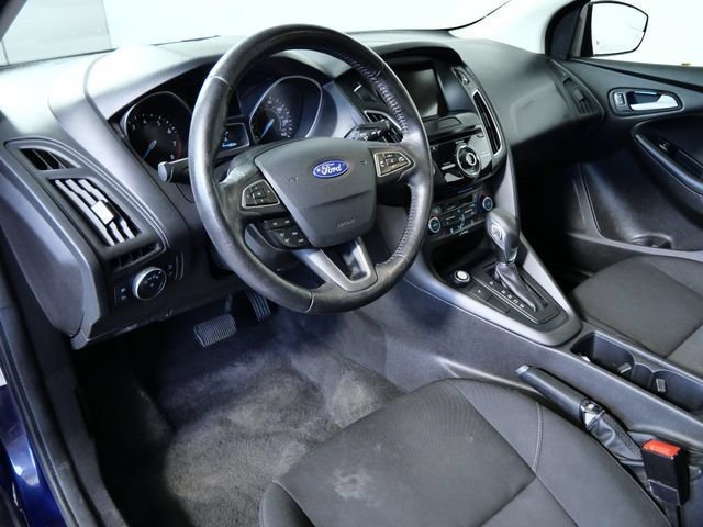 Used 2017 Blue Ford SEL image 3