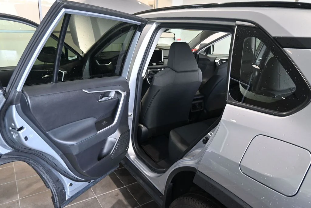 Used 2023 Silver Toyota XLE image 15