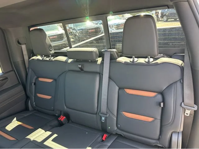 2026 GMC Sierra 2500HD AT4 - Photo 18