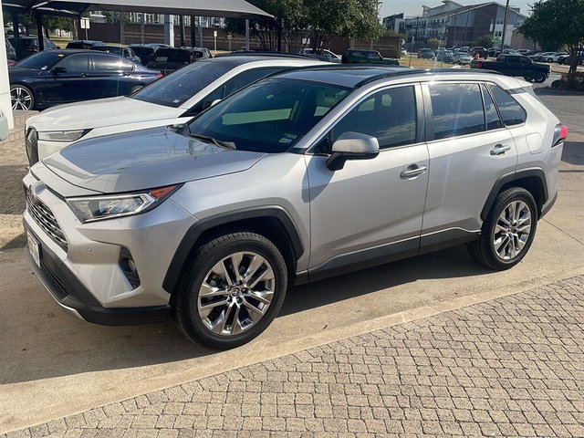 2020 Toyota RAV4 Limited
