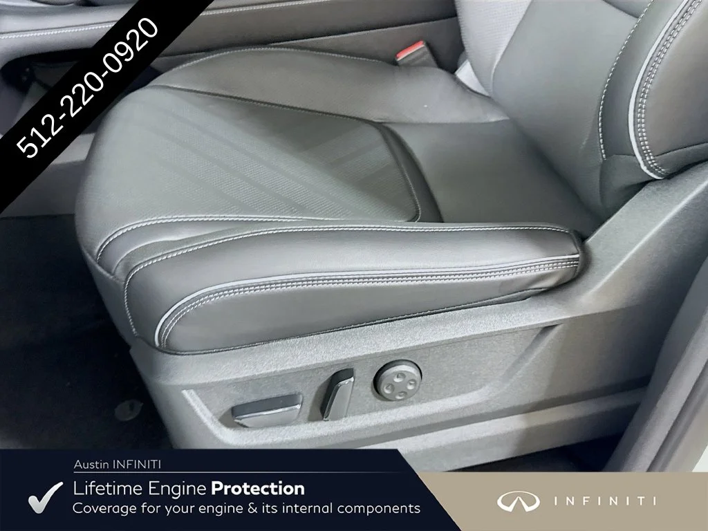 New 2027 RADIANT WHITE INFINITI LUXE image 25