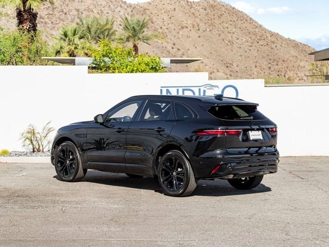 New 2026 Santorini Black Jaguar P250 R-Dynamic S image 9