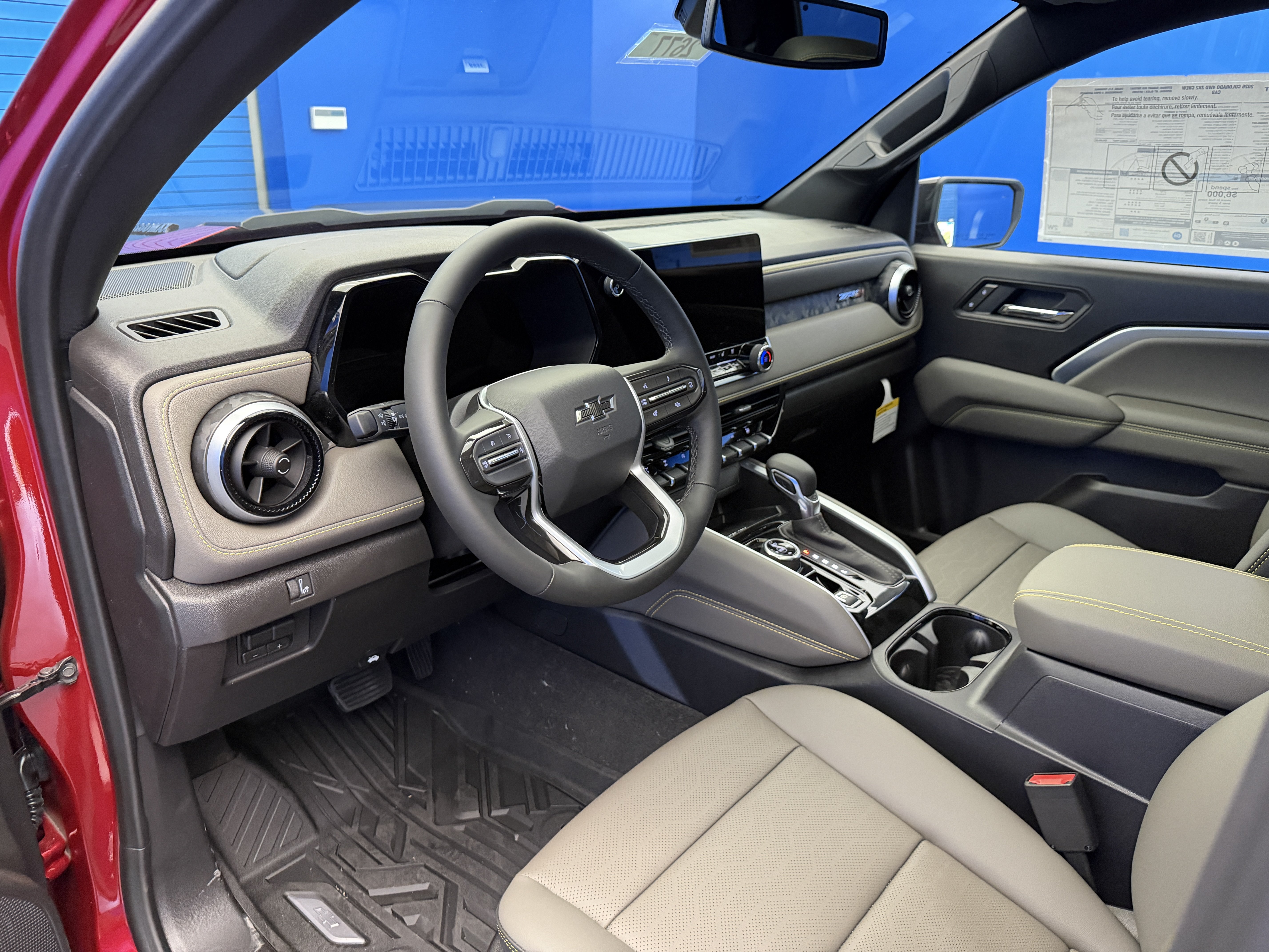 2026 Chevrolet Colorado ZR2 - Photo 11
