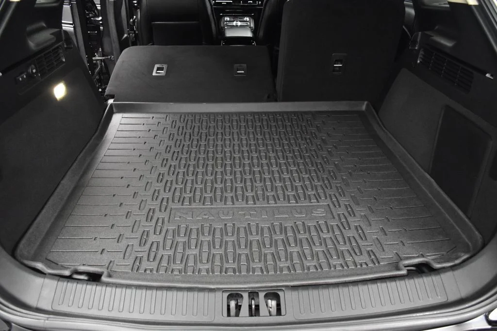 Used 2023 Black Lincoln Standard image 24