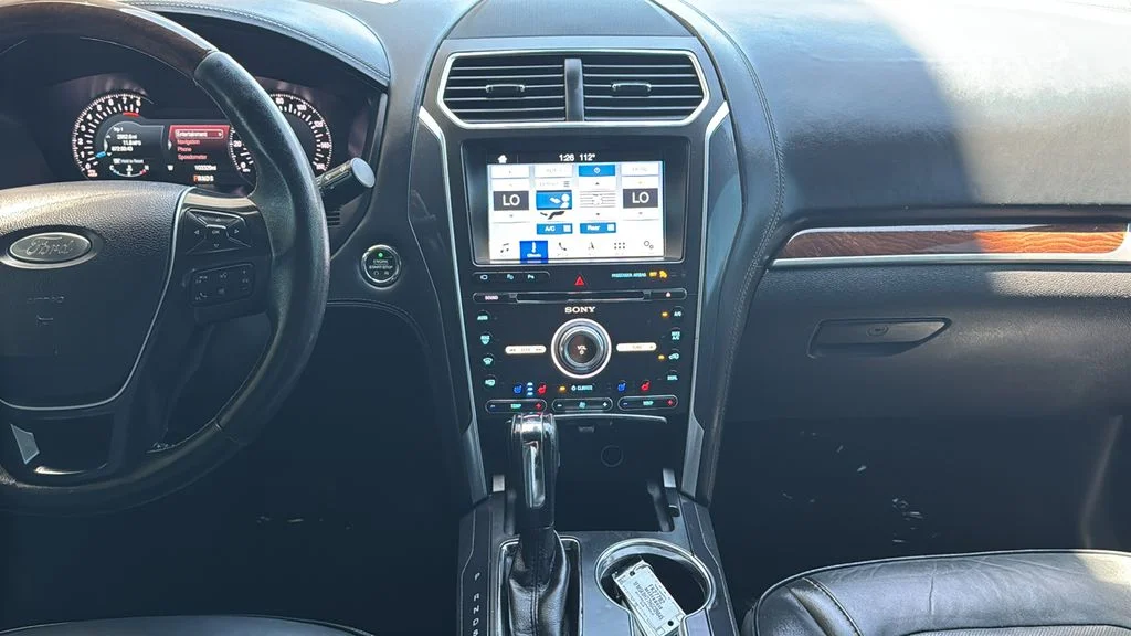 Certified Used 2017 Blue Ford Platinum image 9