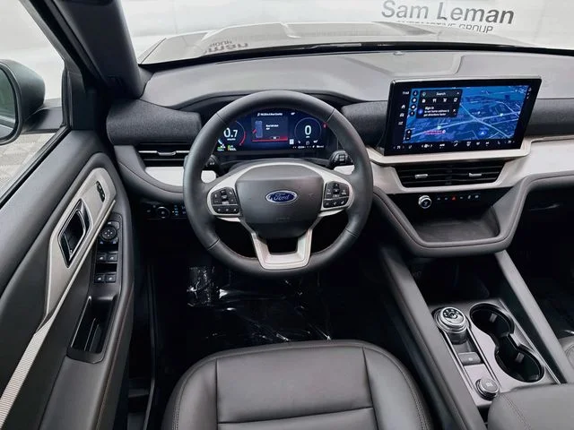 New 2027 Carbonized Gray Metallic Ford Active image 22