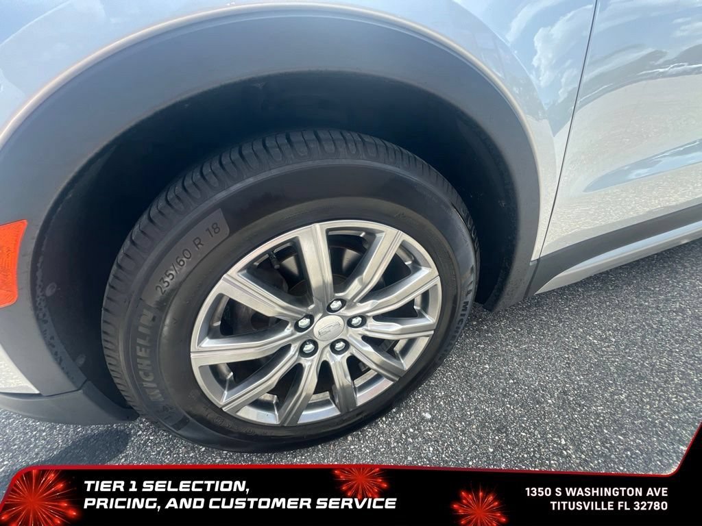 Used 2019 RADIANT SILVER METALLIC Cadillac FWD Premium Luxury image 11