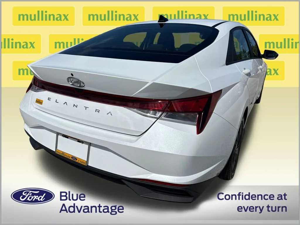 Certified Used 2021 Gray Hyundai SEL image 4