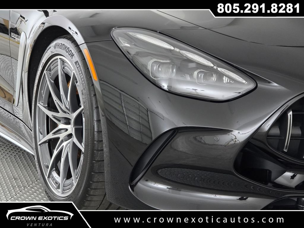 Used 2025  Mercedes-Benz S E Performance image 11