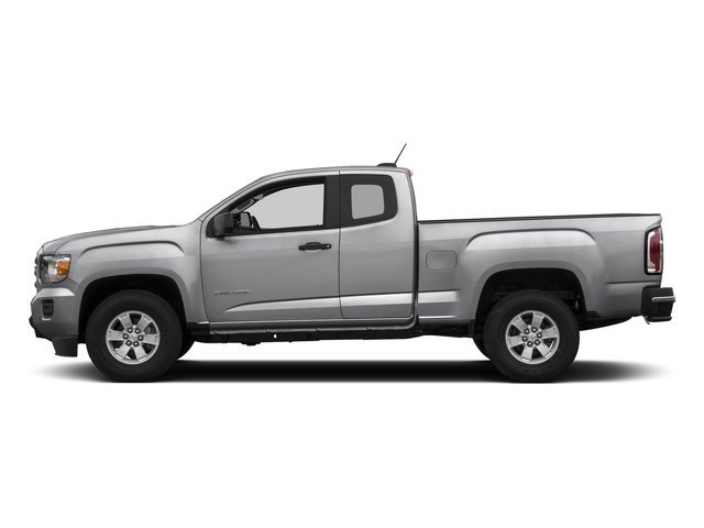 Used 2018 Summit White GMC 4WD image 4