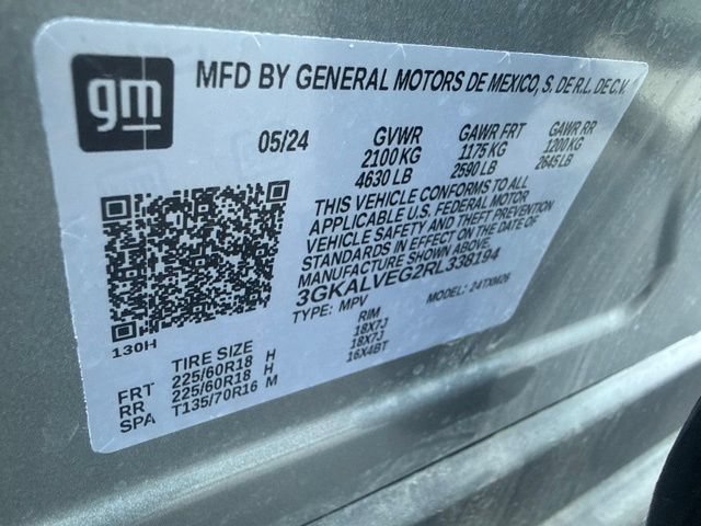 Used 2024 Sterling Metallic GMC SLT image 7