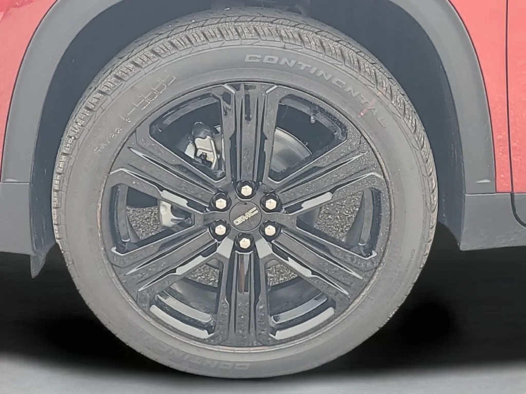 New 2027 Volcanic Red Tintcoat GMC Elevation image 25