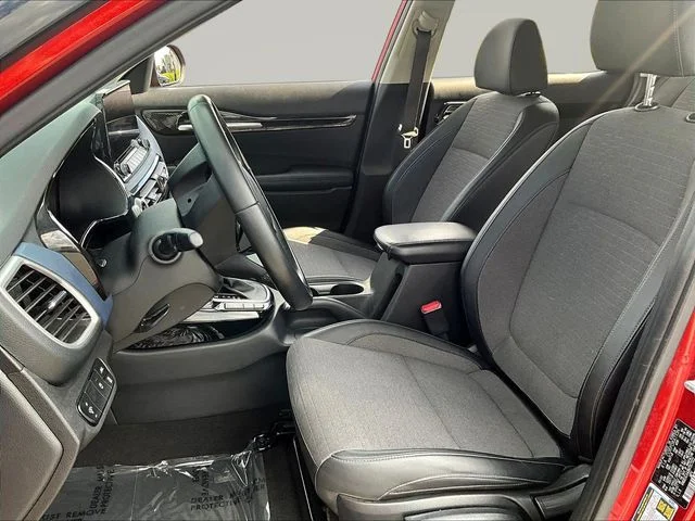 Used 2022 Orange Kia S image 22