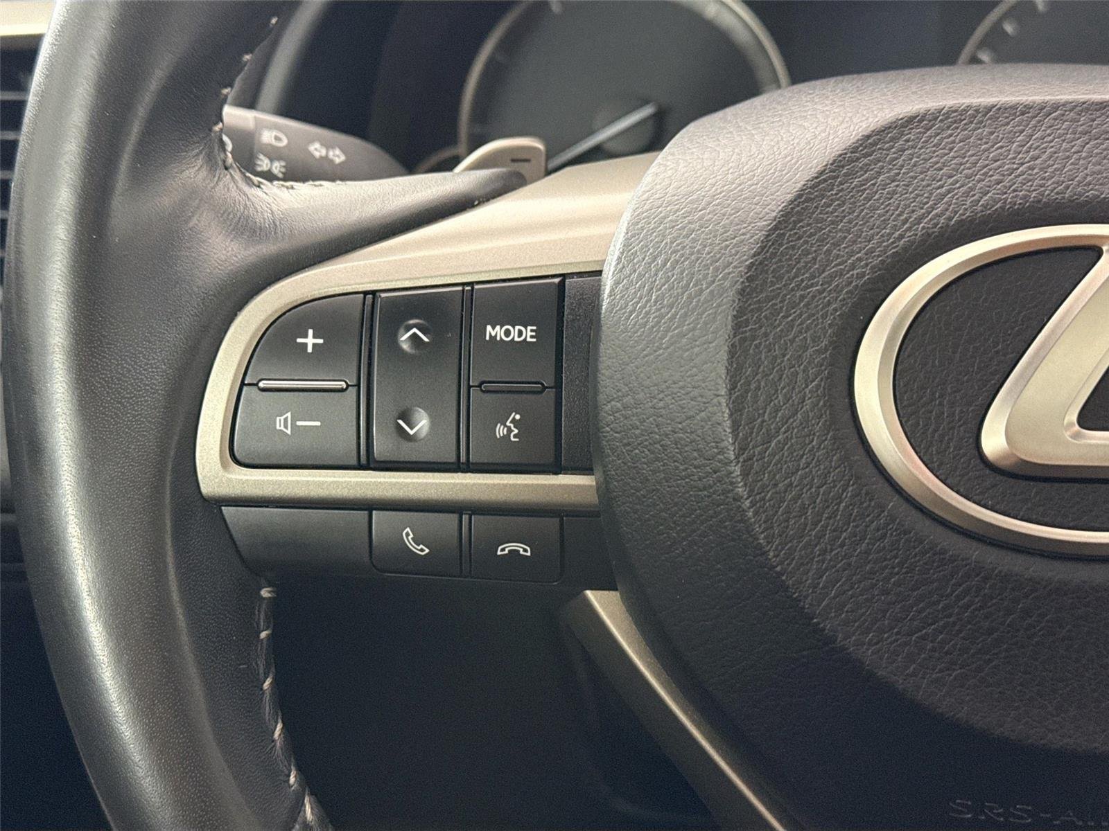 Used 2020 Eminent White Pearl Lexus RX 350 image 16