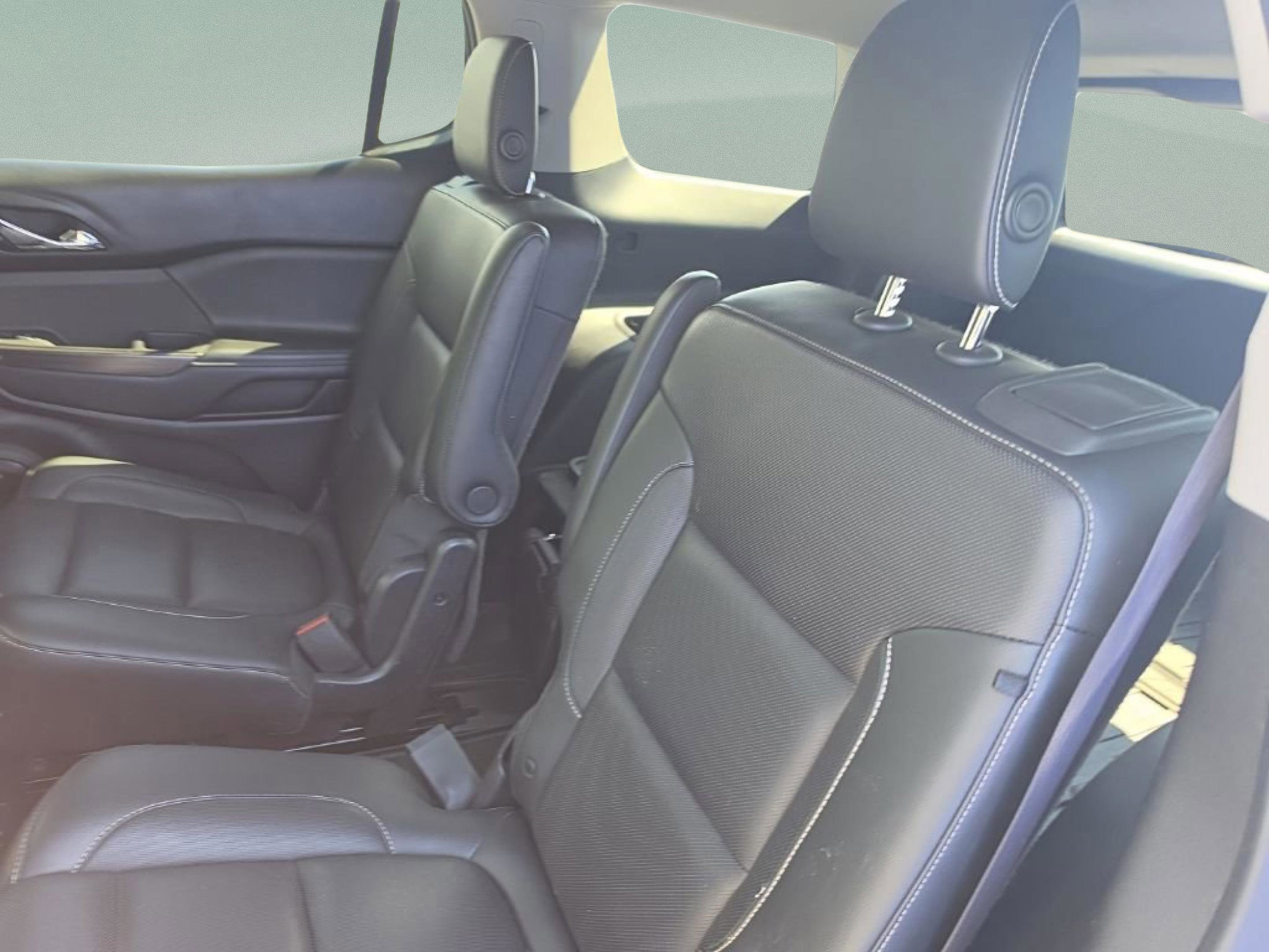 Used 2018 SUMMIT WHITE GMC SLT image 24