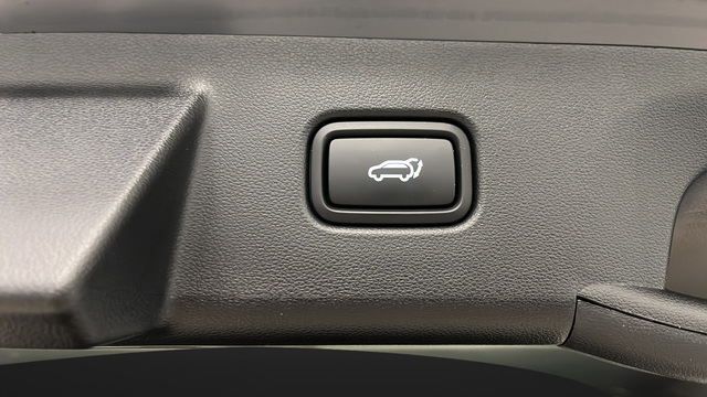 Used 2025 Ecotronic Gray Hyundai SEL Convenience image 28