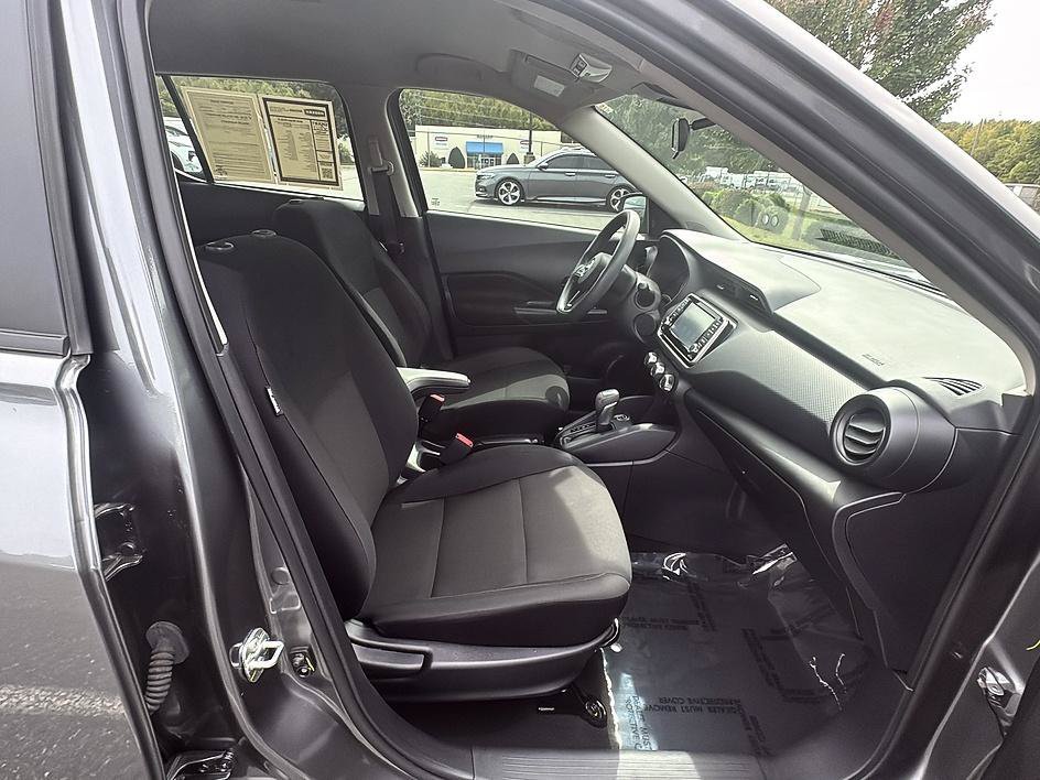 Used 2024 Gun Metallic Nissan S image 24