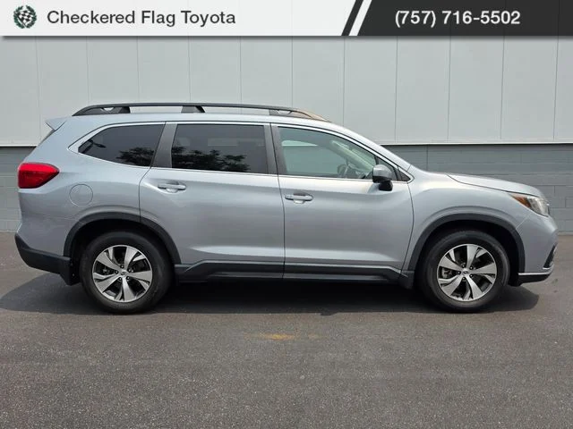 Used 2021 Ice Silver Metallic Subaru Premium image 9