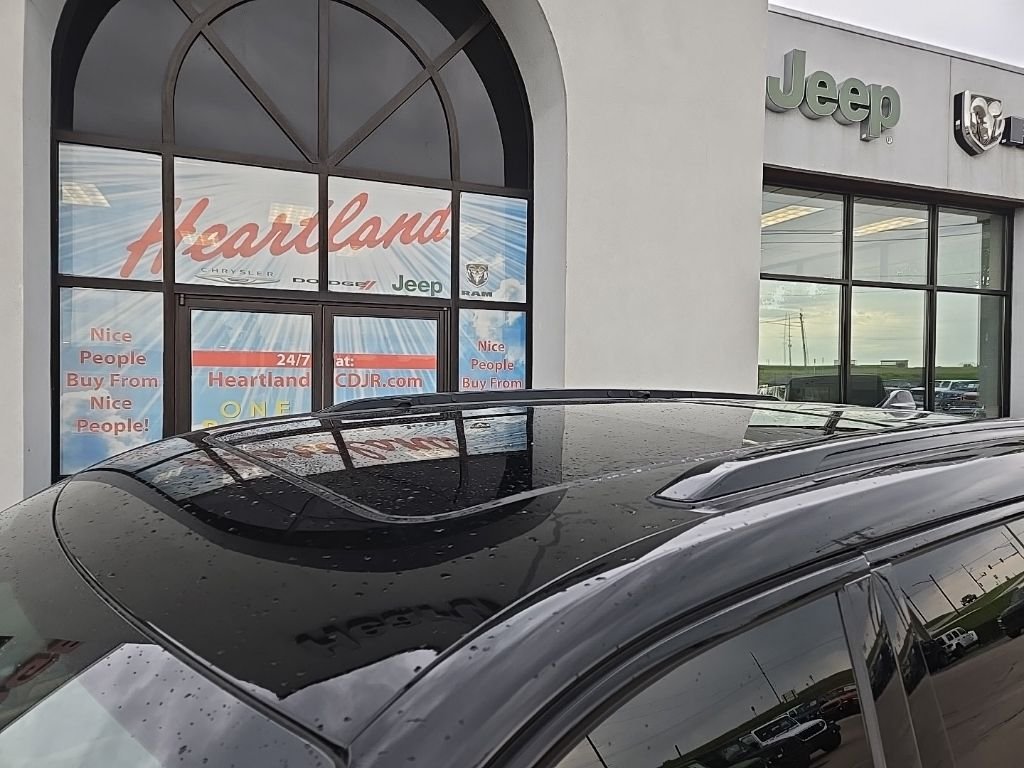 Used 2024 Black Jeep Summit image 21