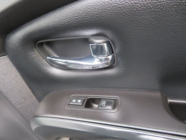 Used 2019 Gun Metallic Nissan SV Midnight Edition image 11