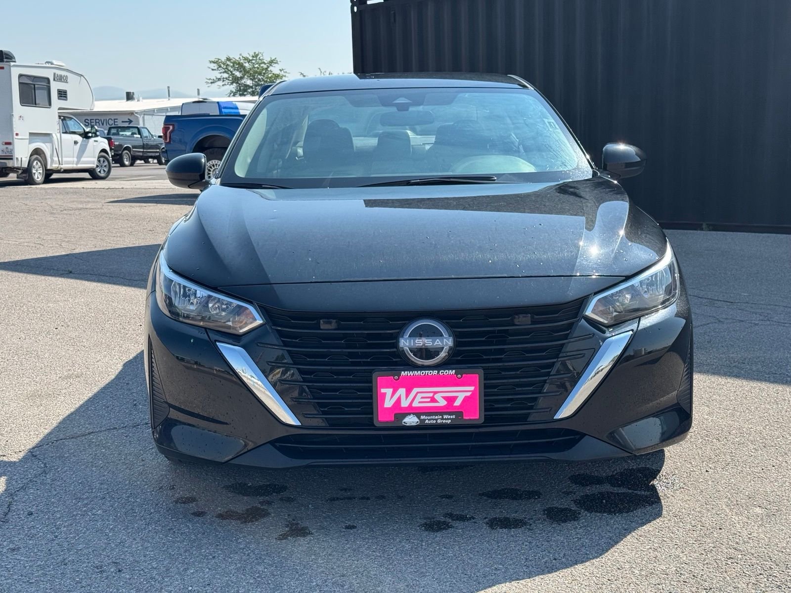 View vehicle photo 2