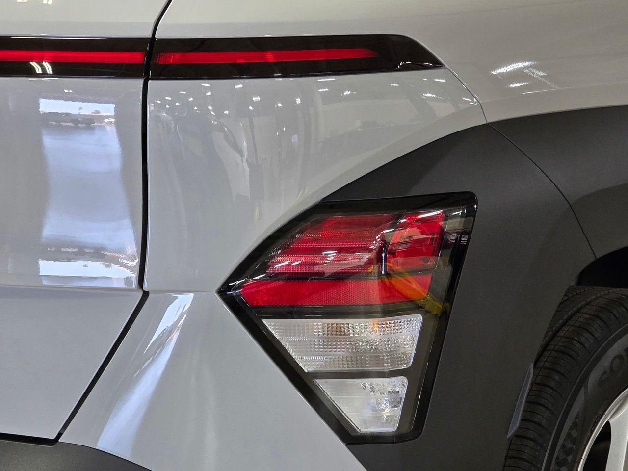 New 2027 C5g Hyundai SE FWD image 12