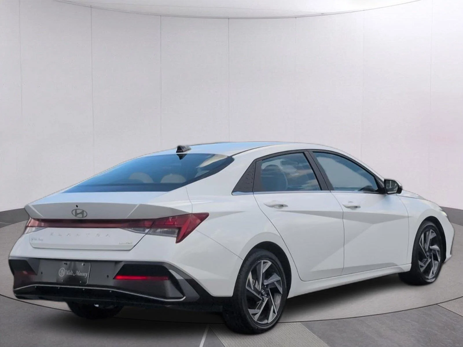 Used 2024 Serenity White Hyundai Limited image 7