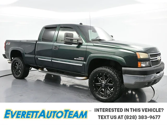 2005 Chevrolet Silverado 2500HD LS