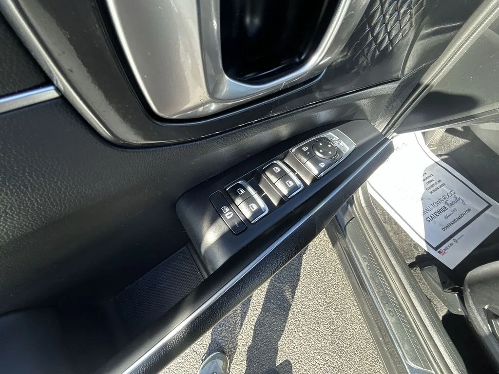 Used 2025 Gray Kia S image 21