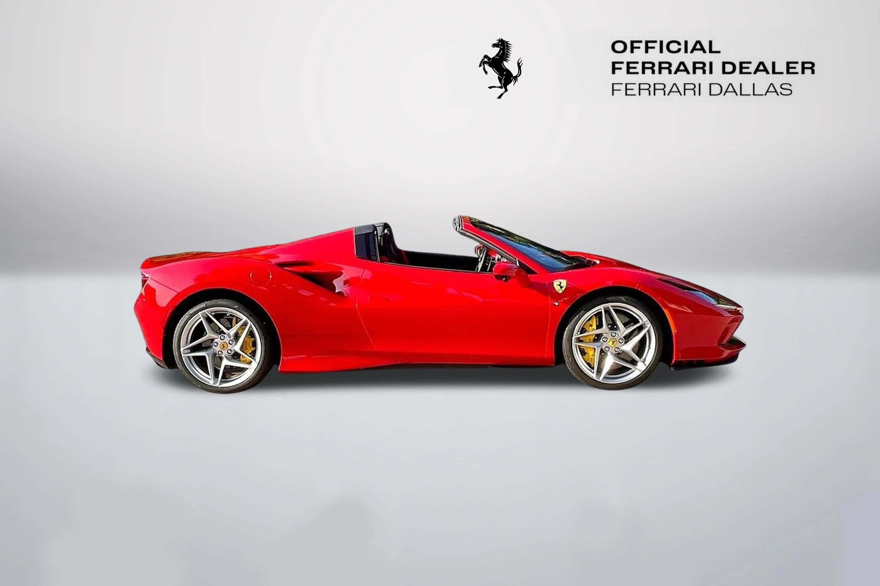 Used 2022 Rosso Corsa Ferrari  image 4