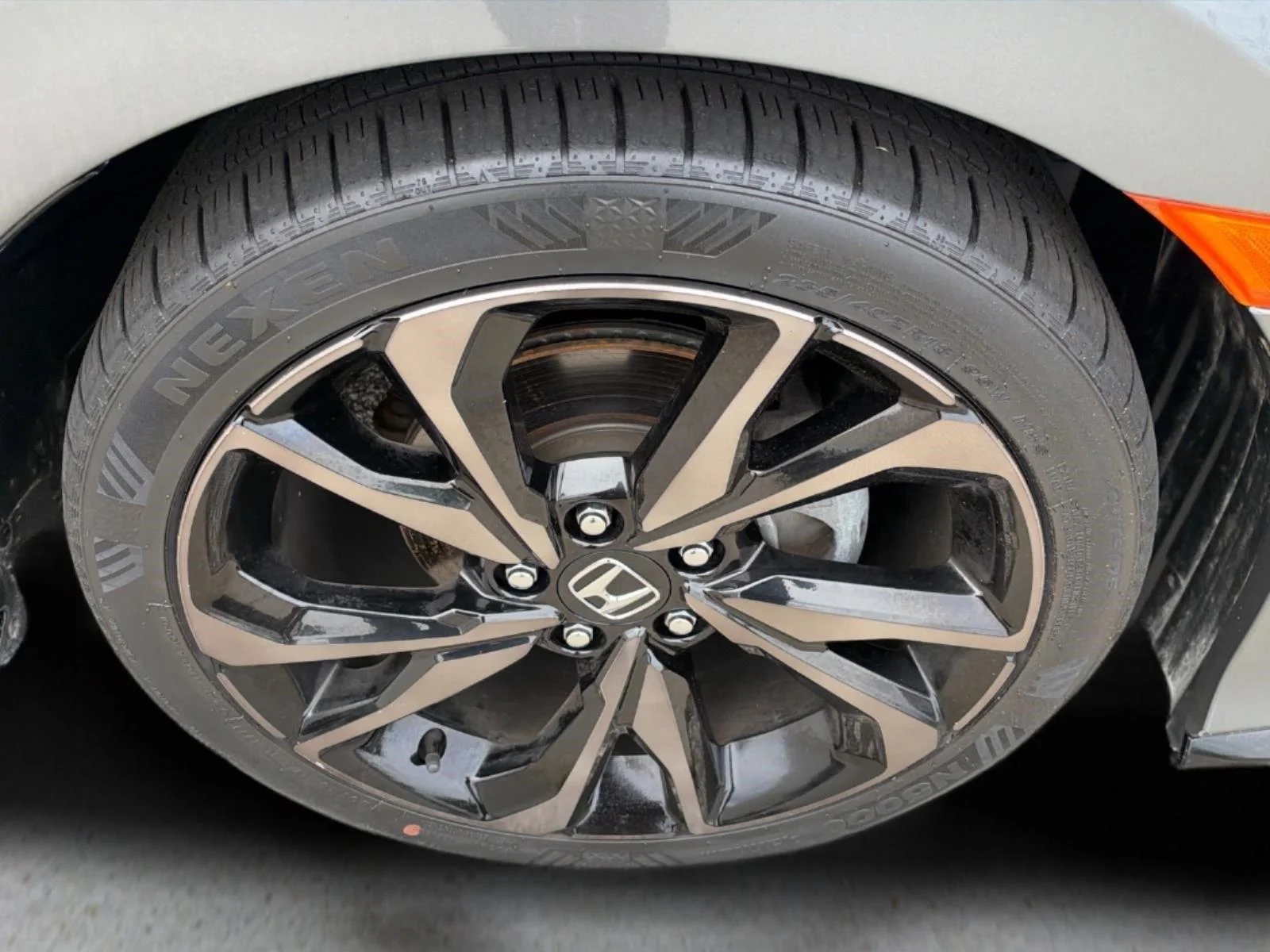 Used 2018 Polished Metal Metallic Honda Sport image 10