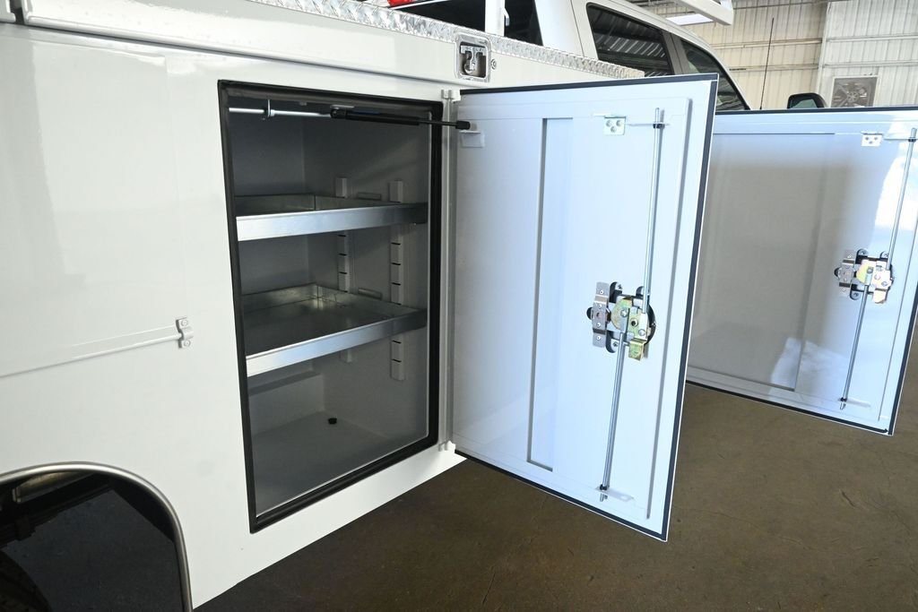 New 2026 Oxford White Ford XL image 32