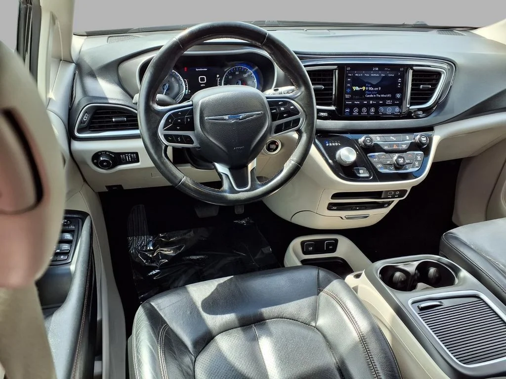 Certified Used 2020 Black Chrysler Touring L Plus image 4