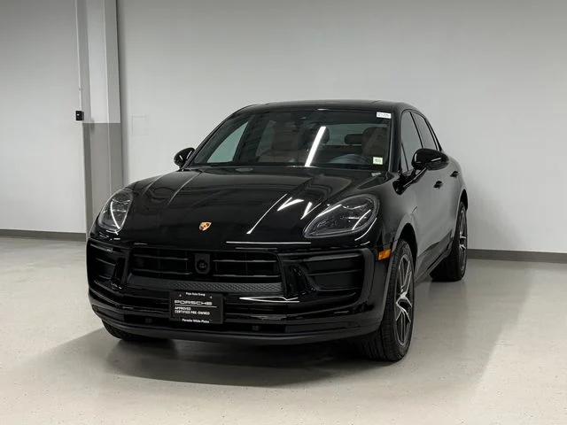 2026 Porsche Macan's photo