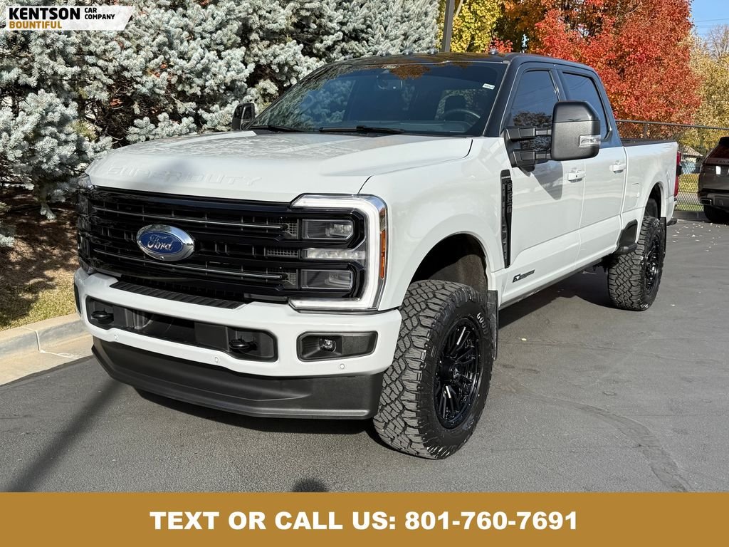 2025 Ford F-250 photo 3