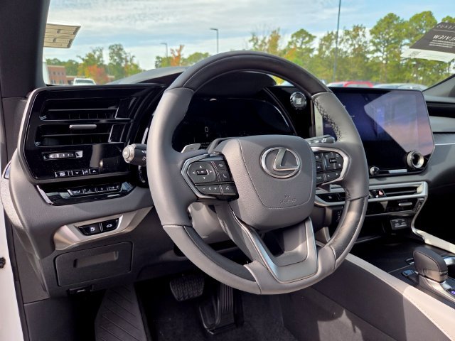 Certified Used 2026 White Lexus 350 Premium image 10