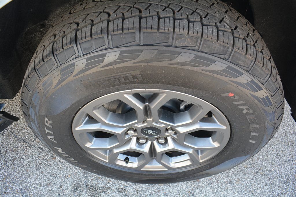 New 2026 Glacier Gray Metallic Tri-Coat Ford Active image 5