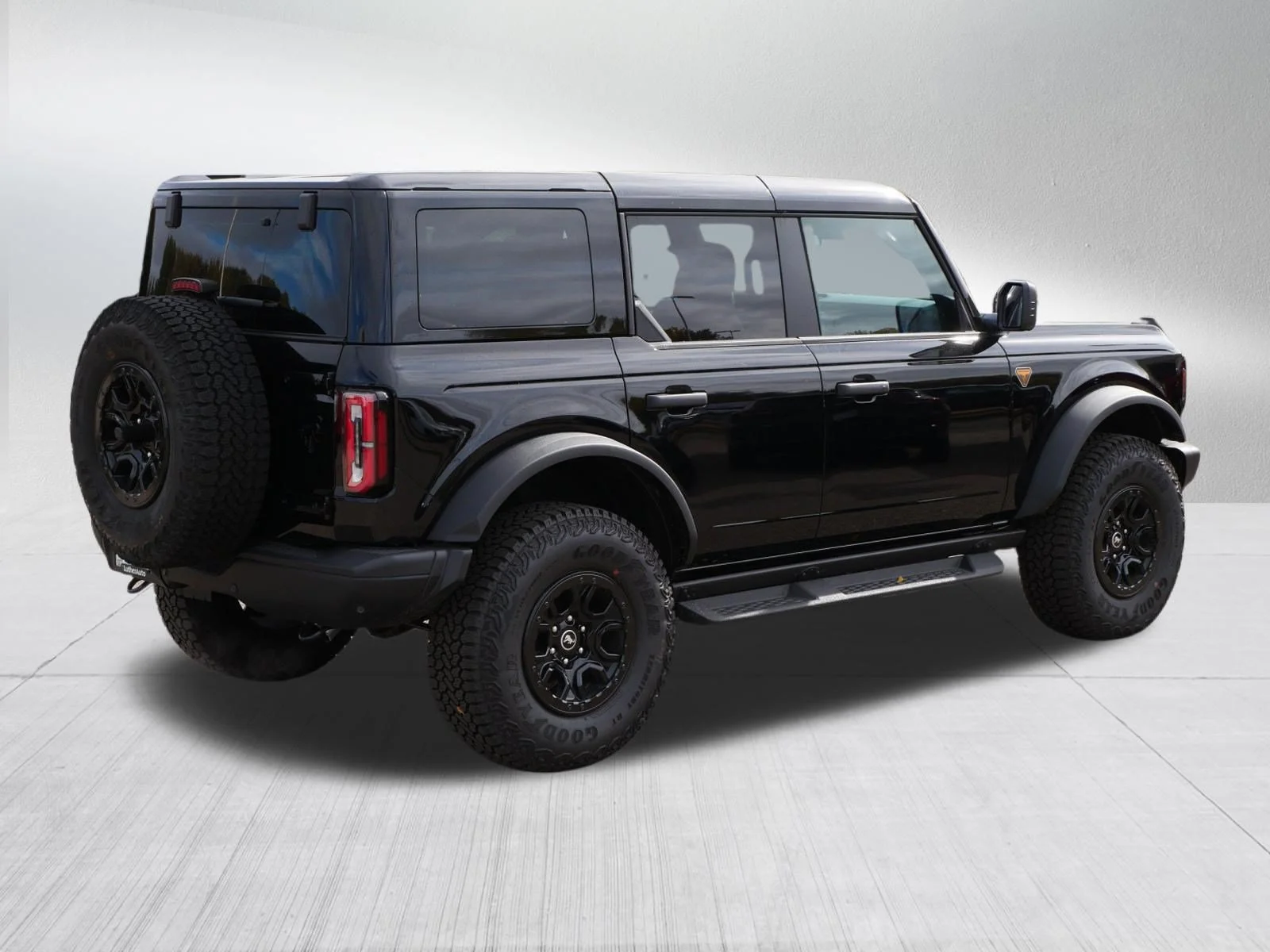 New 2026 Shadow Black Ford Badlands image 7