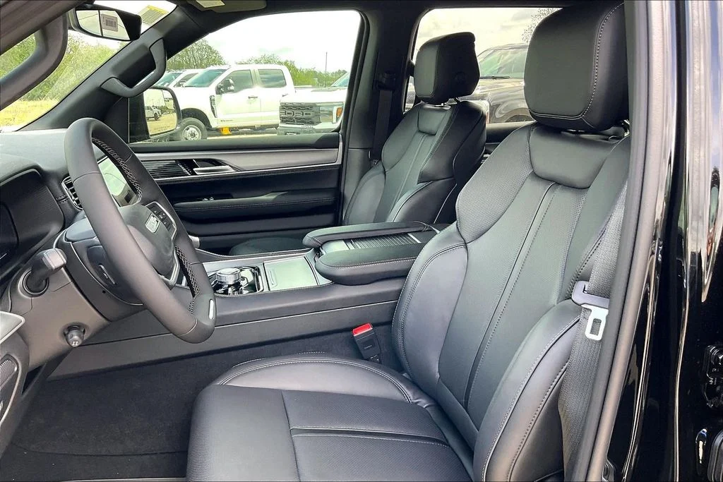 New 2026 Jeep Grand Wagoneer Limited Altitude 4D Sport Utility