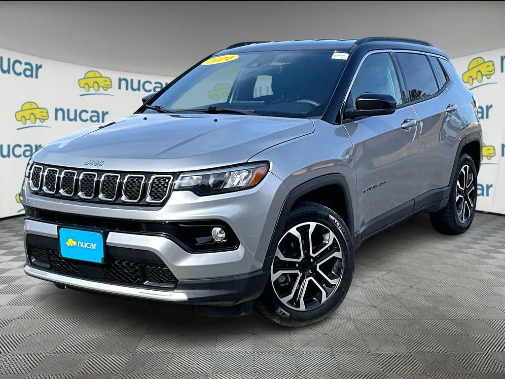 Used 2024 Gray Jeep Limited image 3
