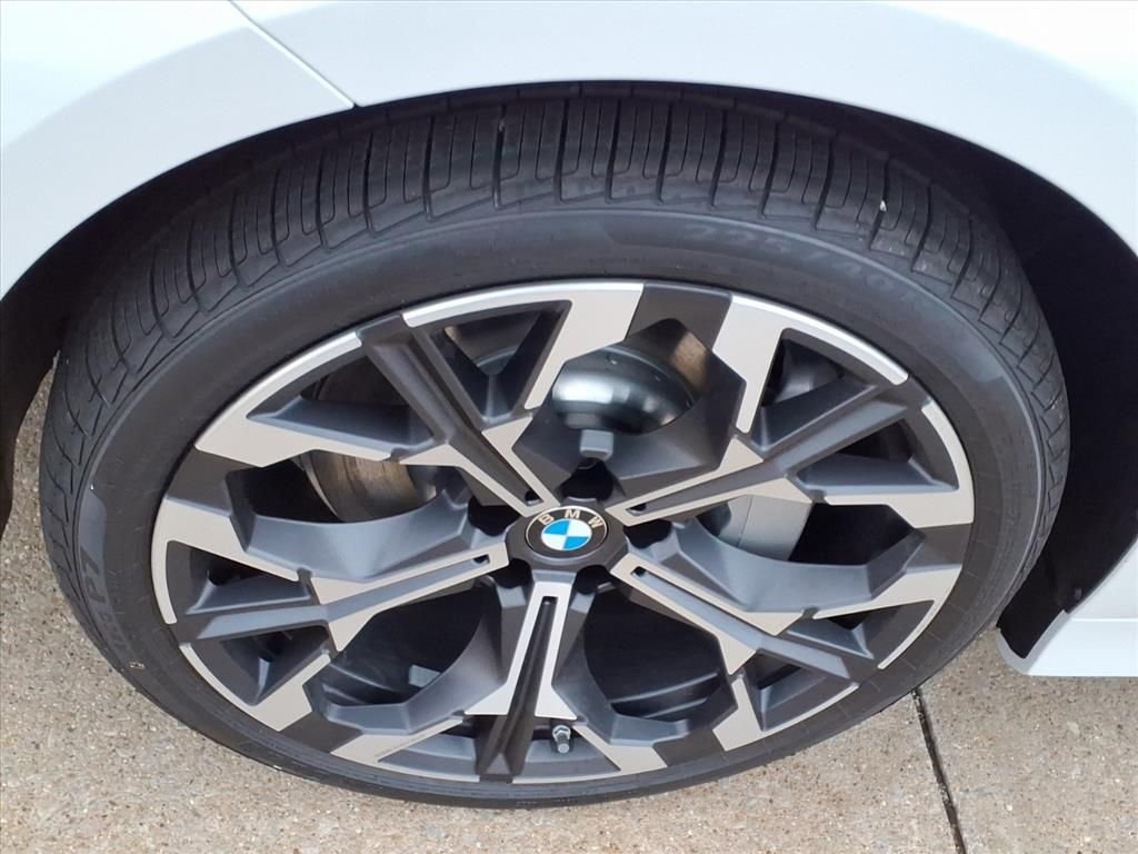 New 2026 Mineral White Metallic BMW 330i xDrive image 16